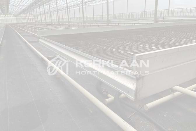 Aluminium mobile containers with mesh bottom