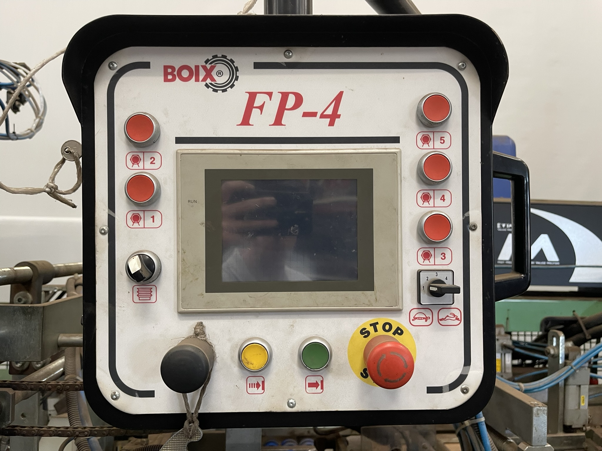 Boix dozenopzetmachine incl. stapel/uitvoer unit