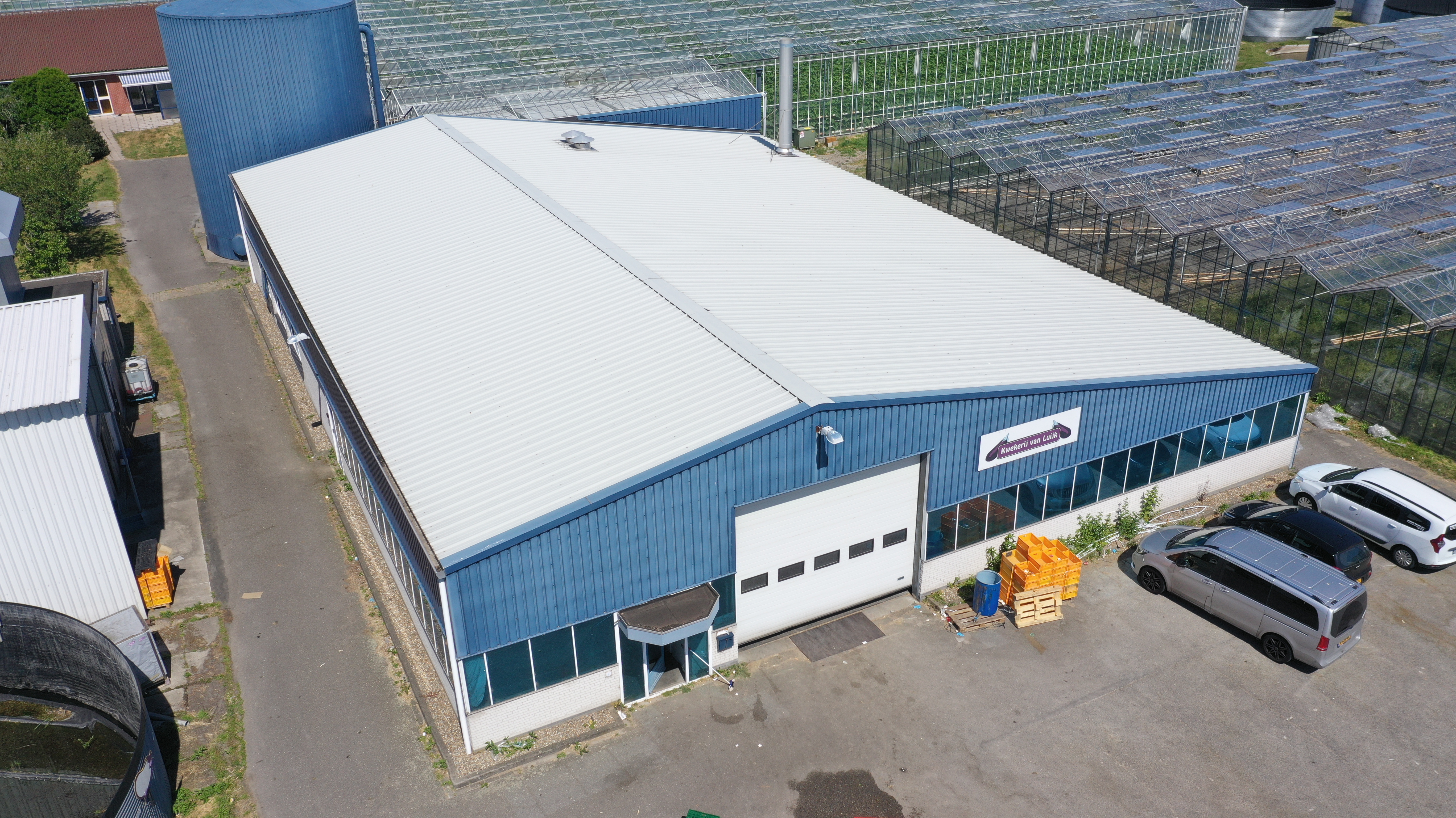 Bedrijfsruimte 716 m²