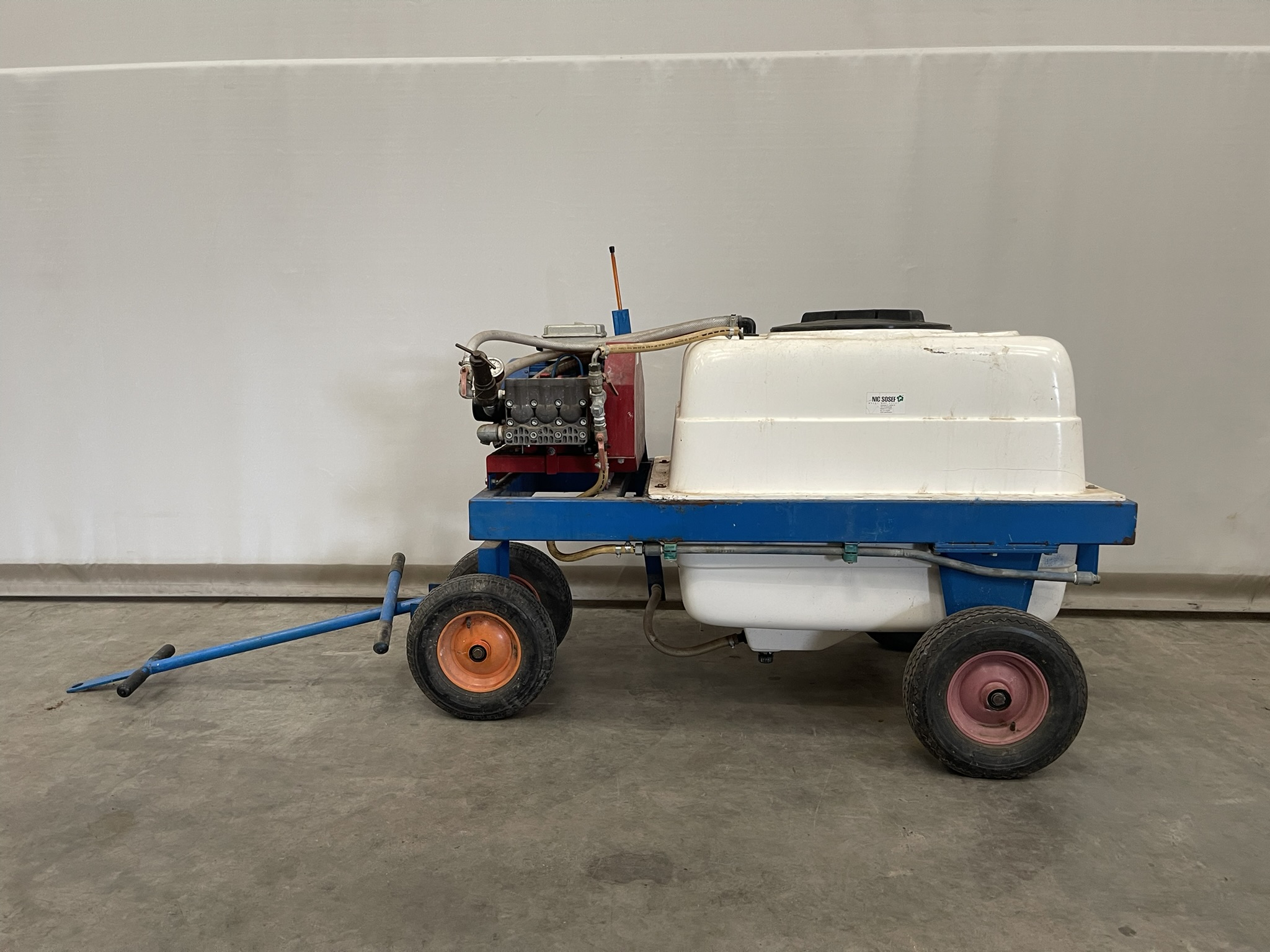 Spray cart 400 liters