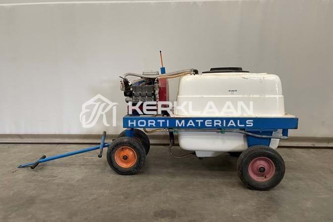 Spray cart 400 liters