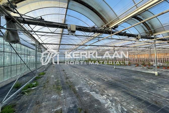 Poly greenhouse 2.376 m²