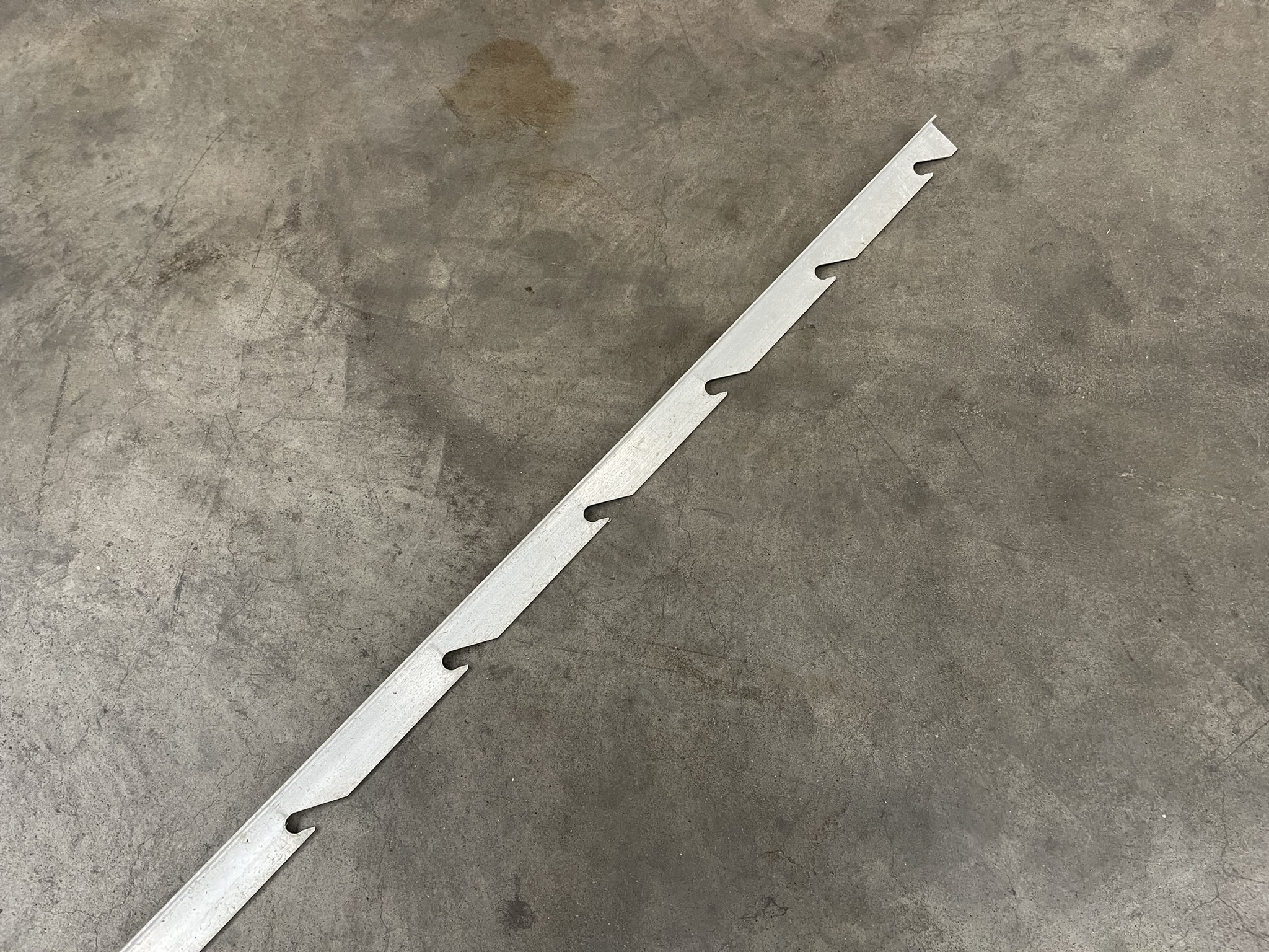Aluminium T-stakes 1200 mm
