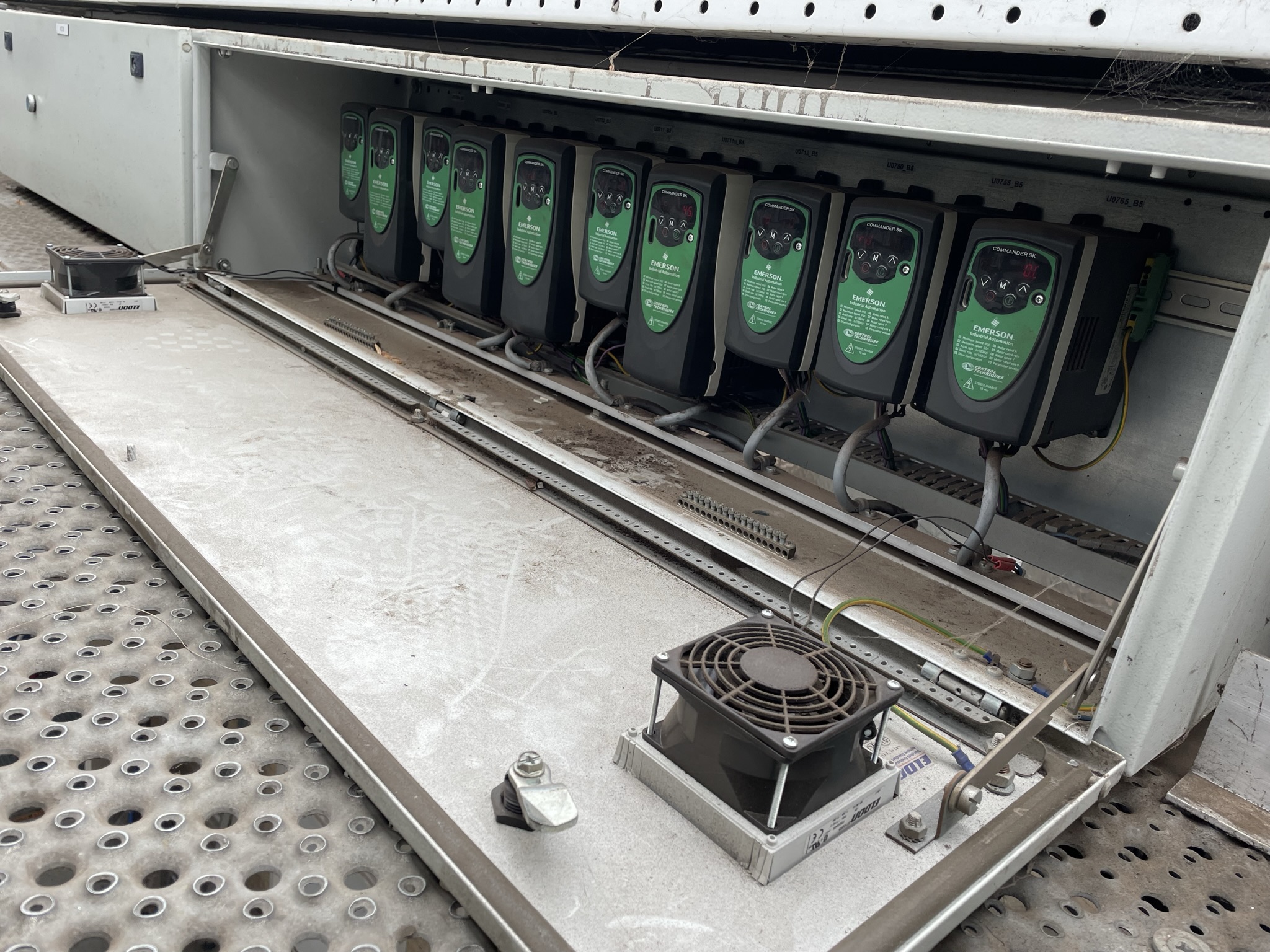 Various loose parts WPS delivery, sorting and buffer system