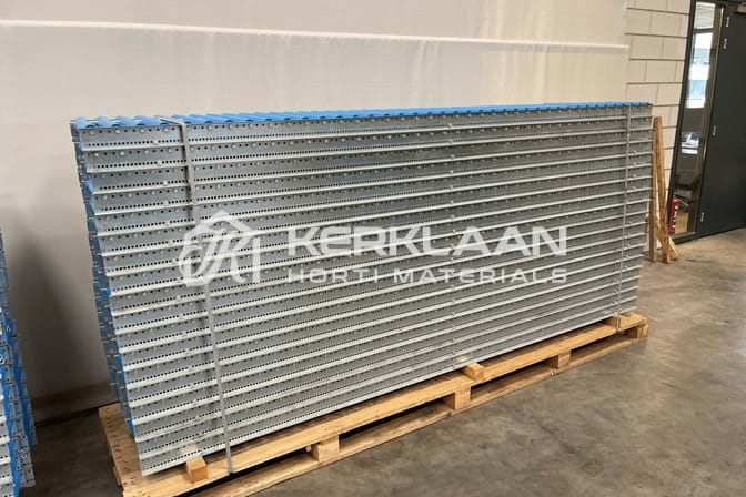 Roller conveyor belts