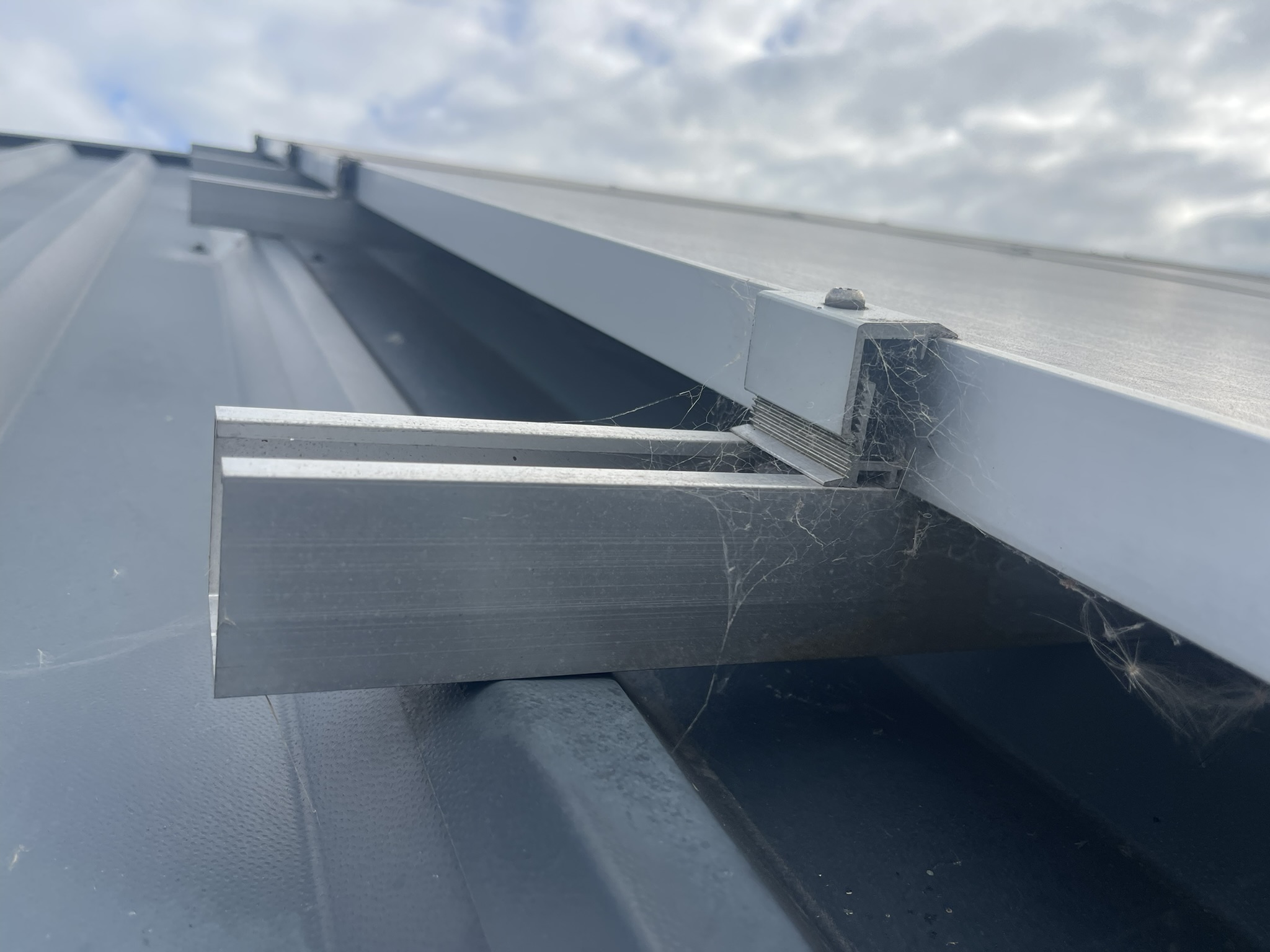 Complete zonnepaneleninstallatie