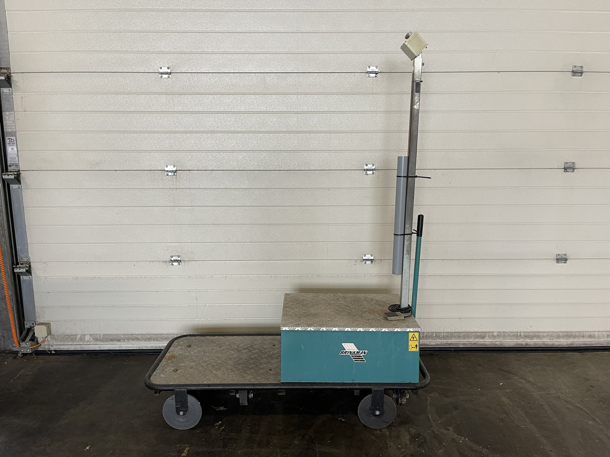 Berg pipe rail trolleys