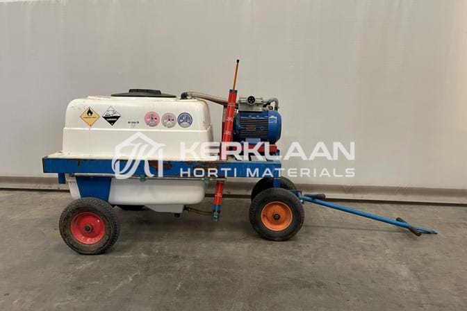Spray cart 400 liters