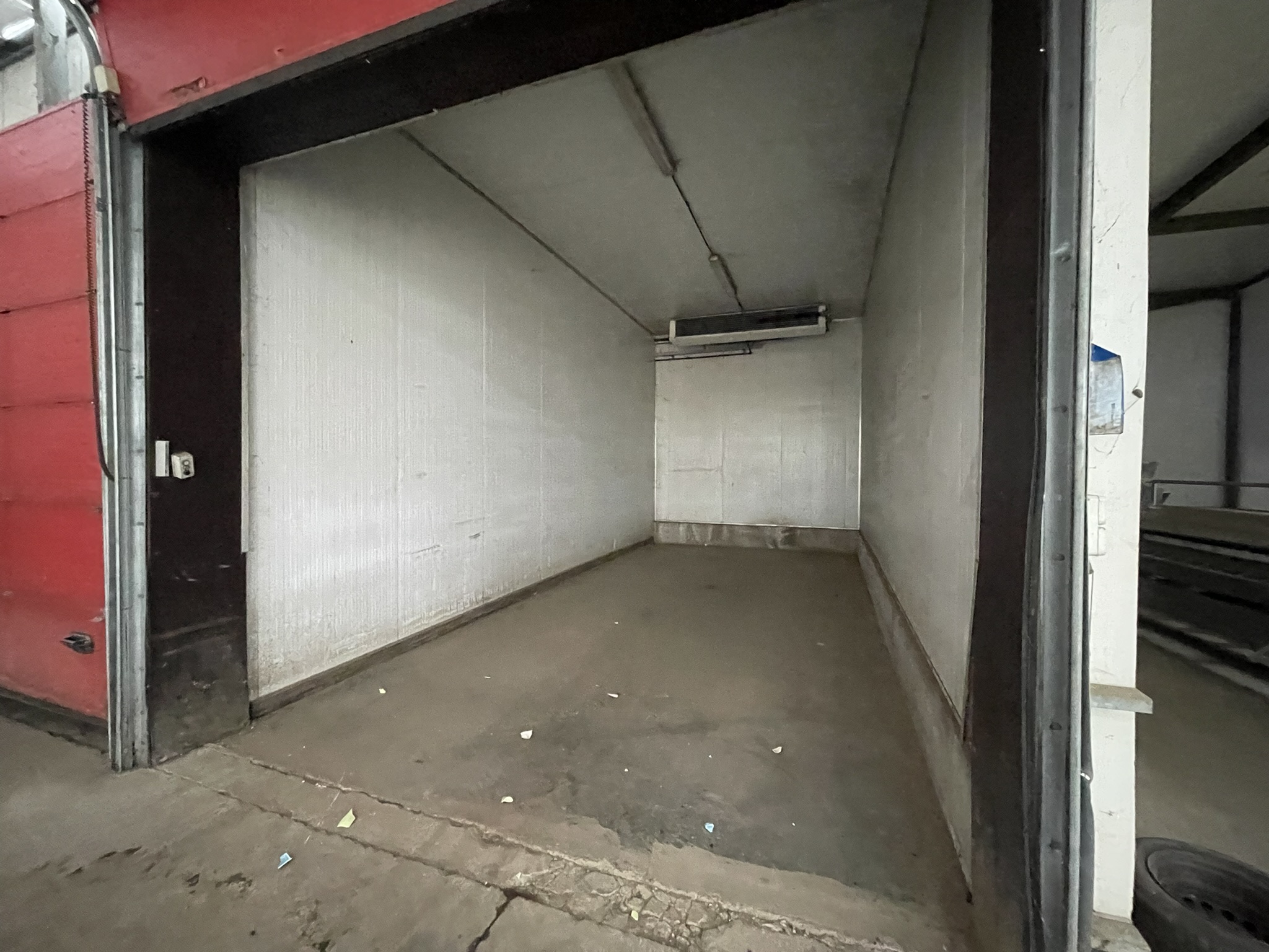 Cooling room 336 m³ / 72 m²