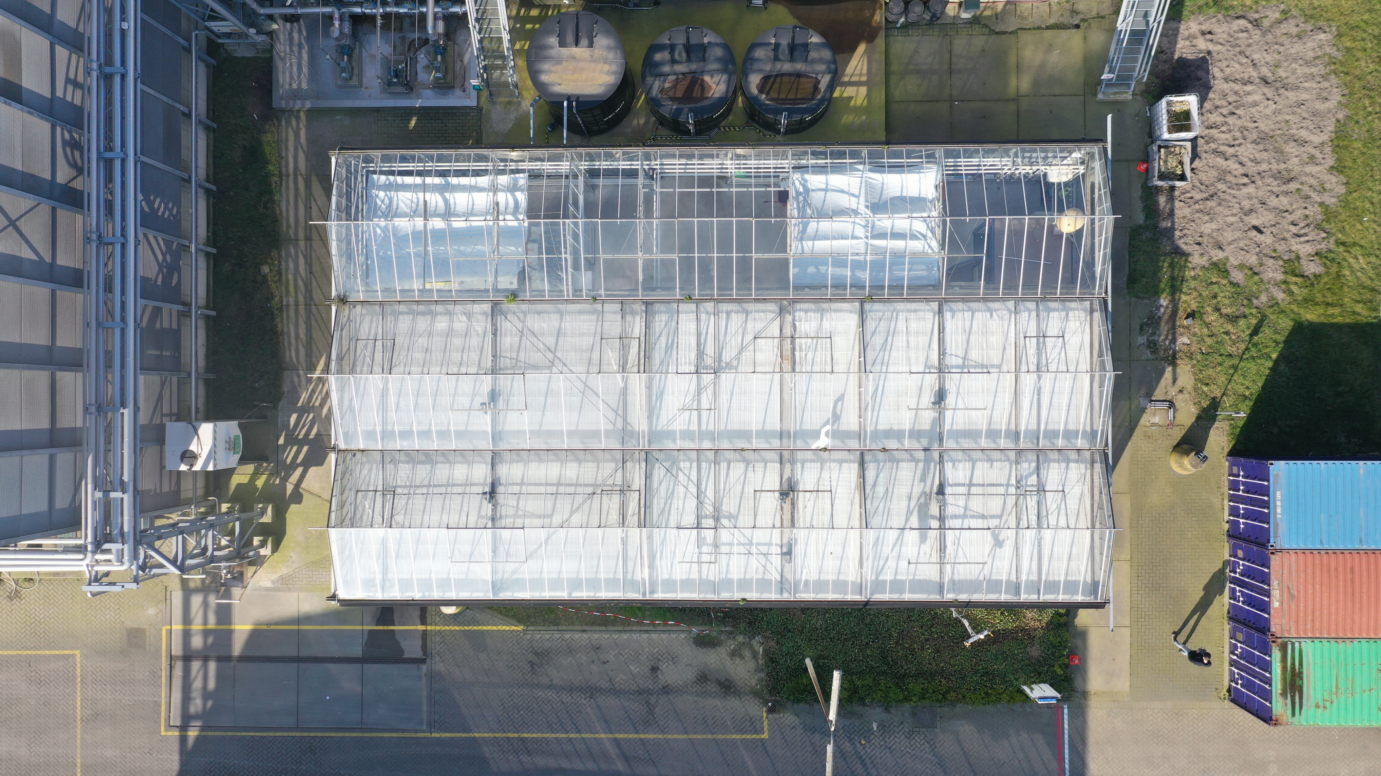 Complete turnkey test greenhouse 240 m²