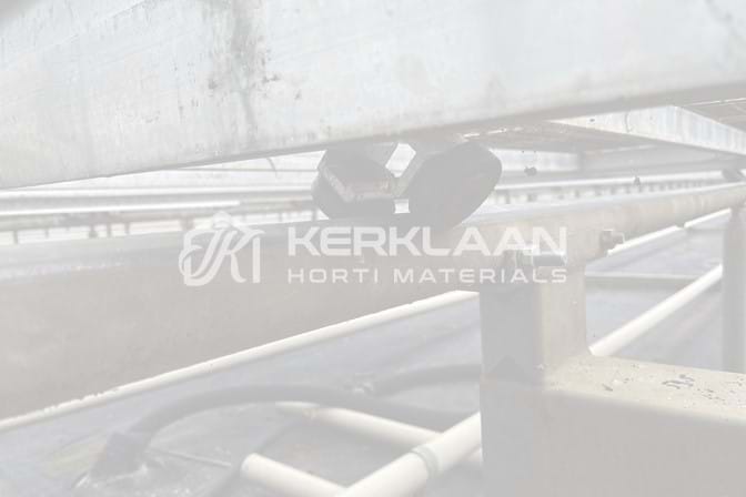 Aluminium mobile containers with mesh bottom