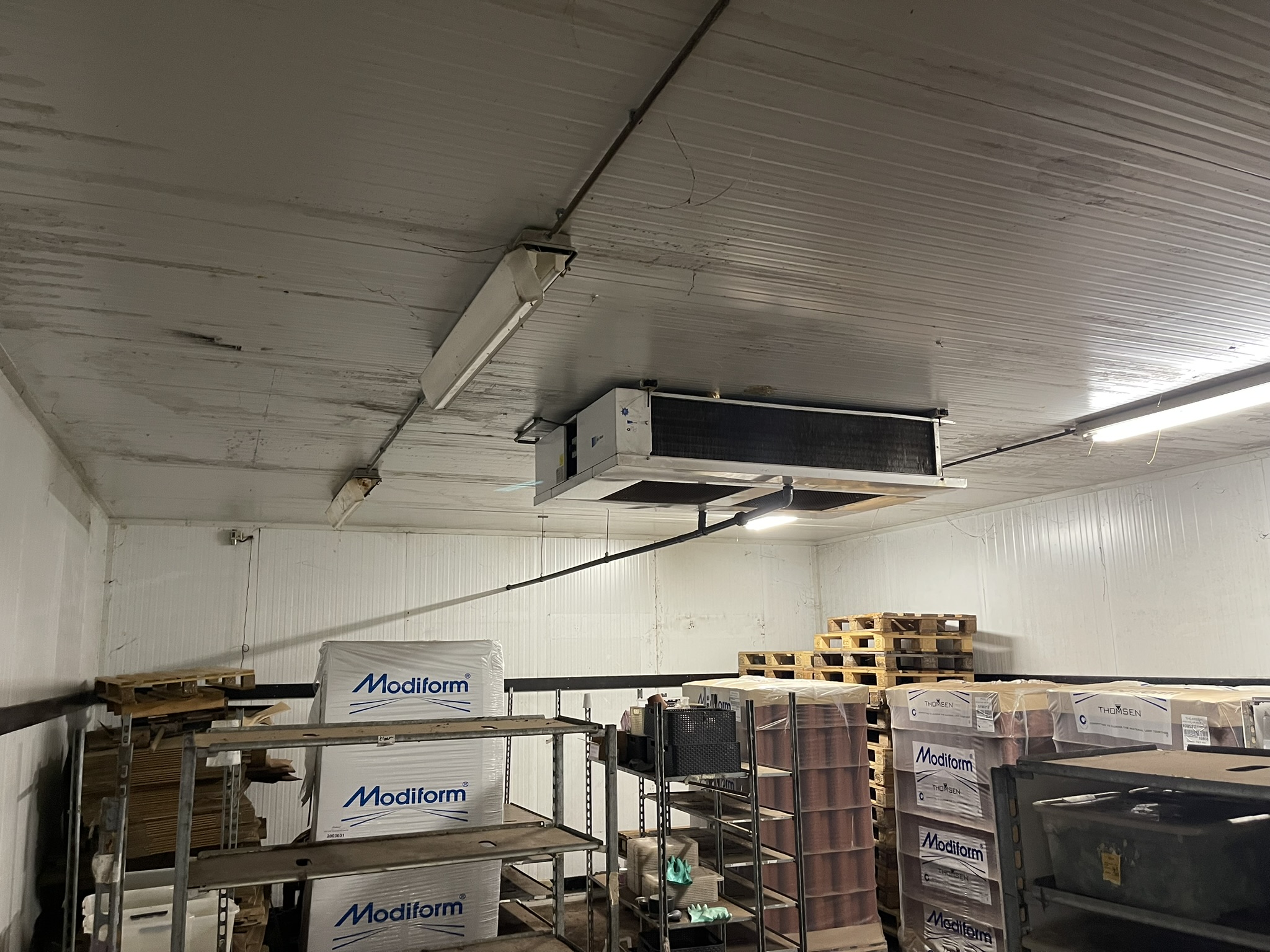 Cold room 774 m³ / 245 m²