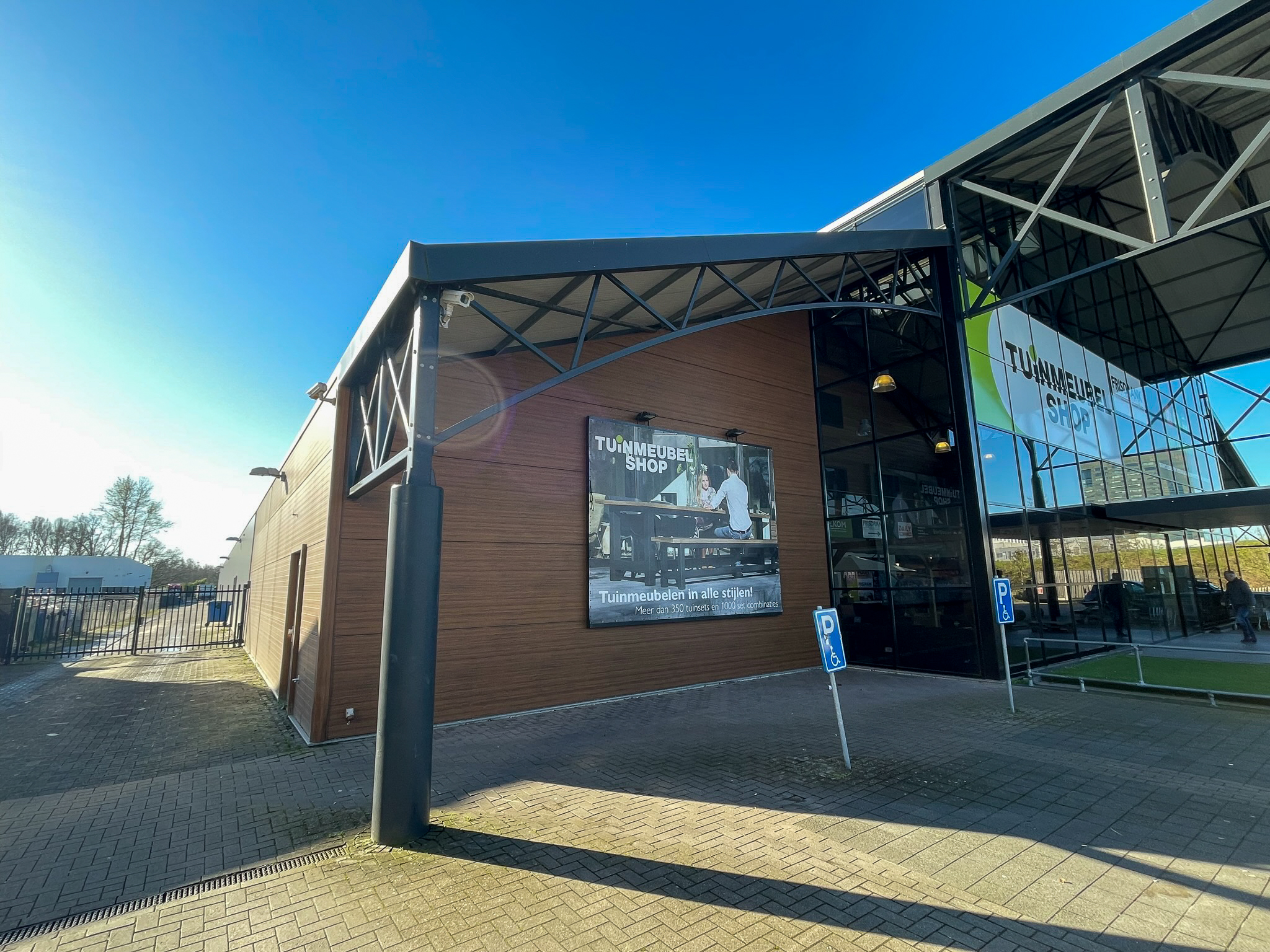 Tuincentrum 3.811 m²