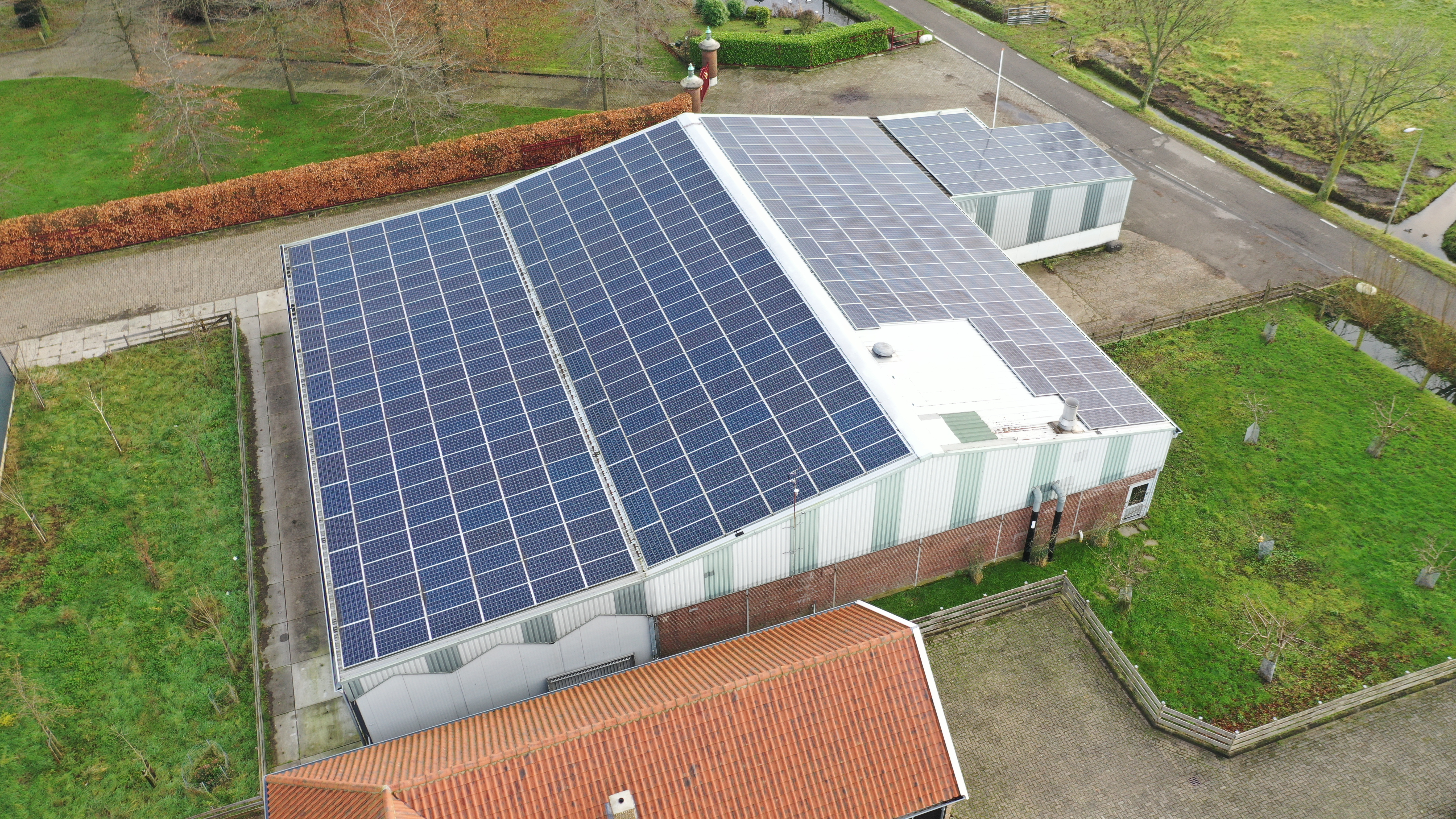 Business space 733 m²