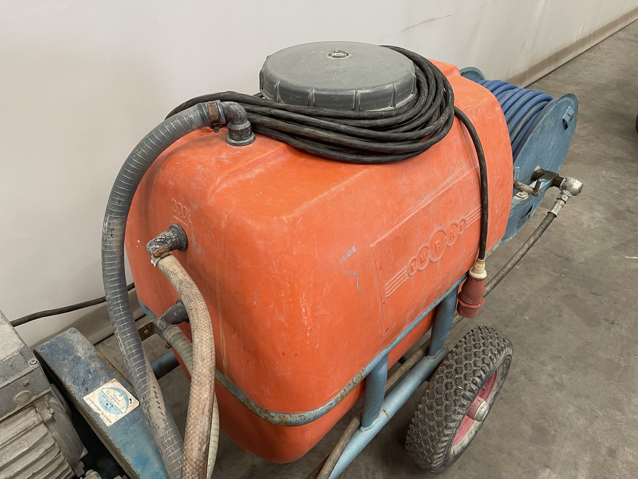 Empas spray cart 200 liters
