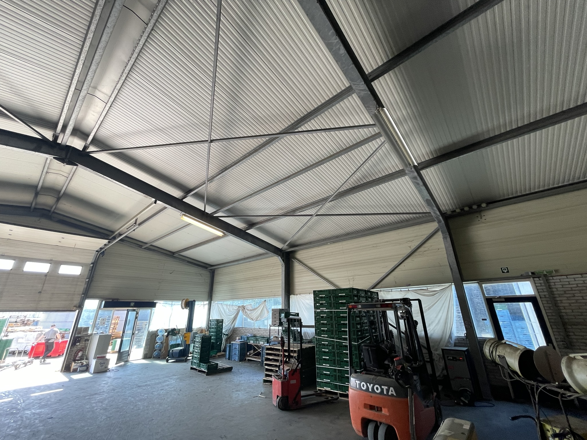 Bedrijfsruimte 716 m²