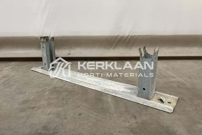 Pipe rail supports clamped 150 mm