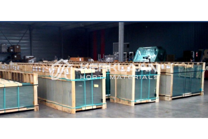 New roof- and facade glass