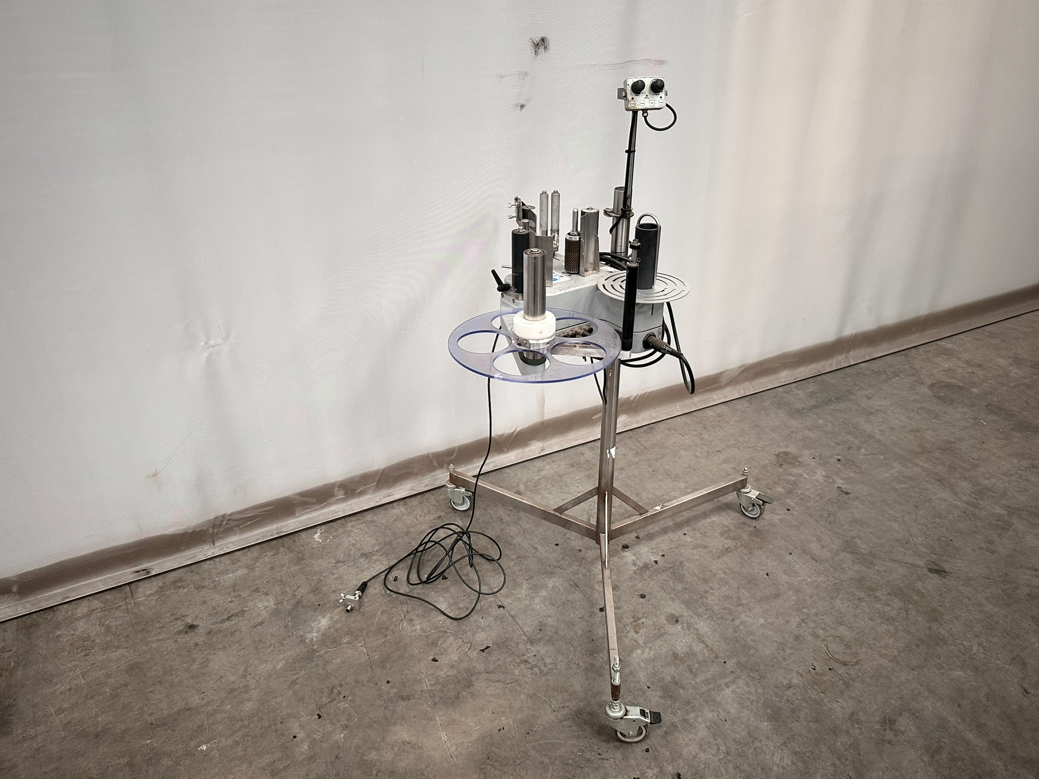 Etiket machine