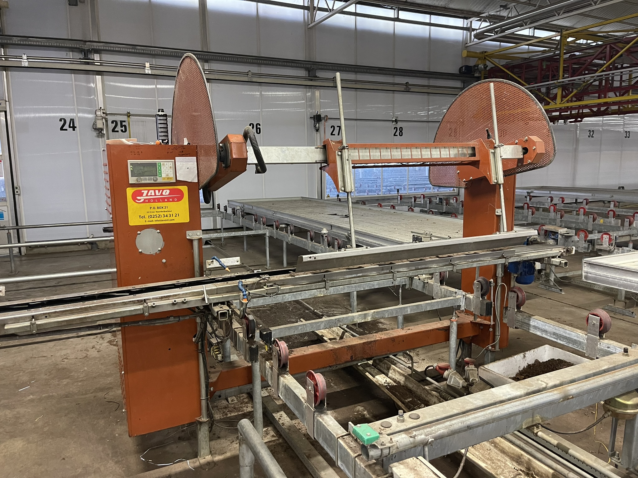 Javo Swing drop-down robots