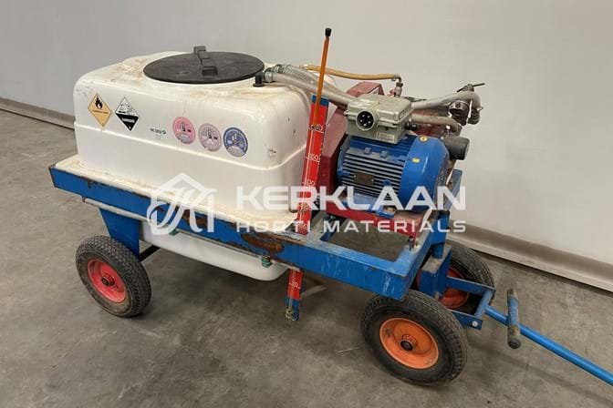 Spray cart 400 liters