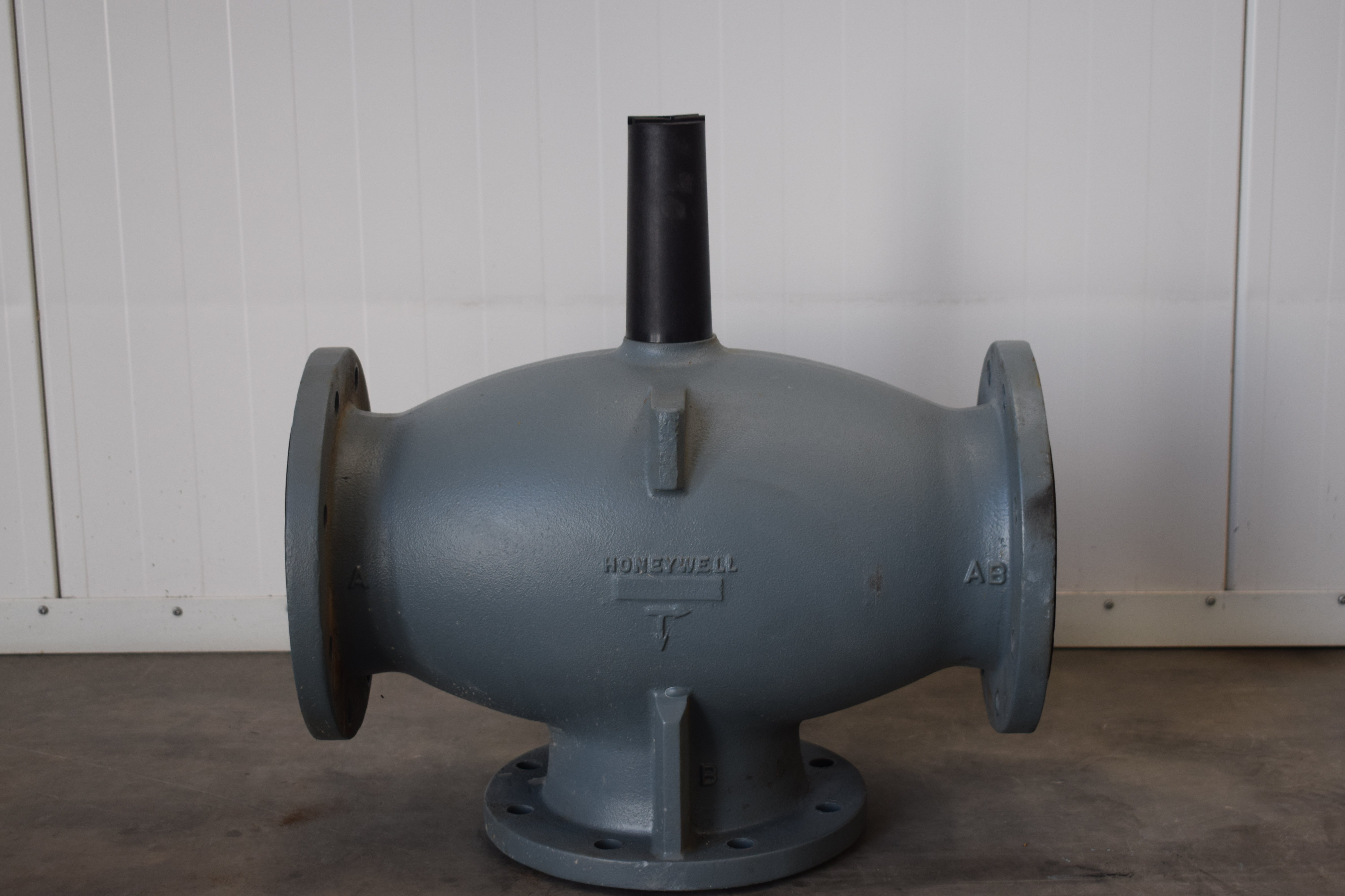 Honeywell 3 way linear valve