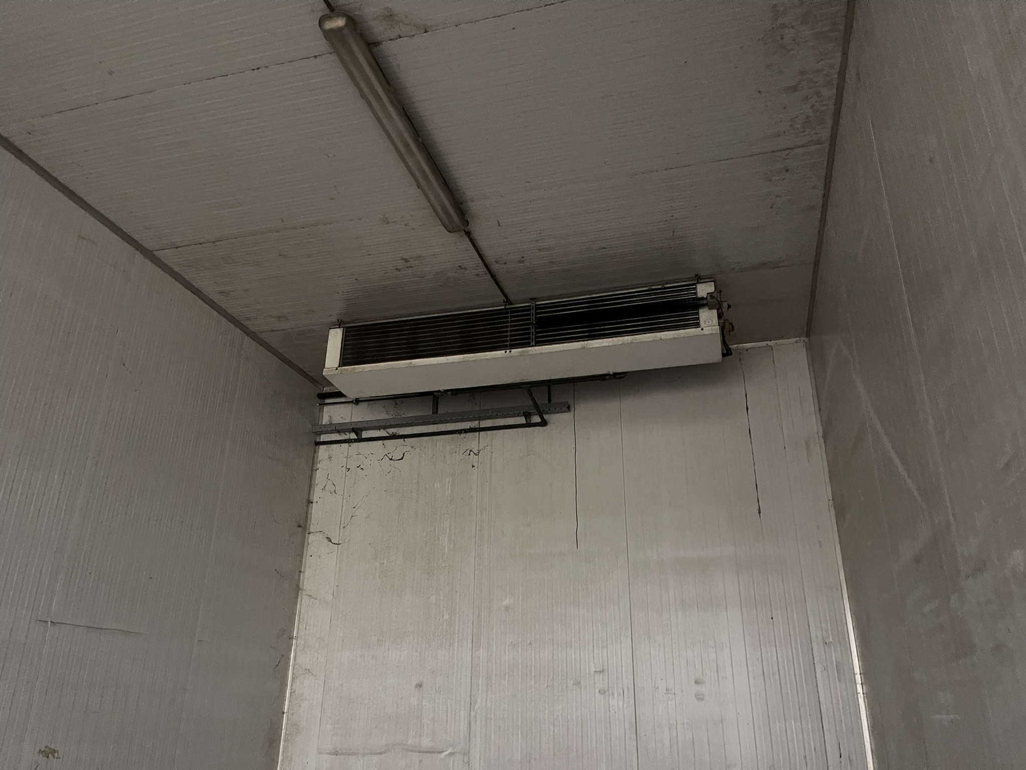 Cooling room 336 m³ / 72 m²