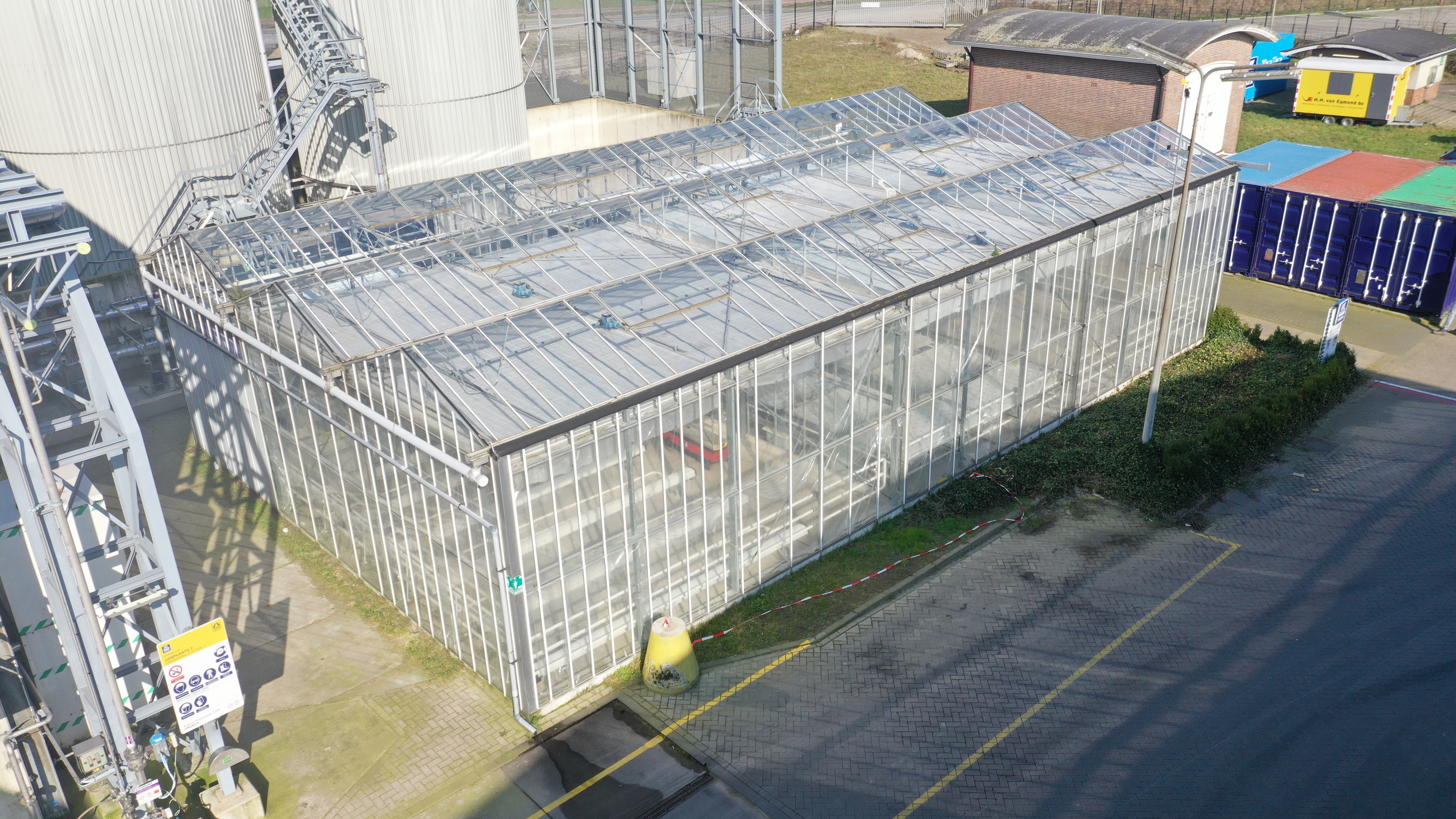Complete turnkey test greenhouse 240 m²