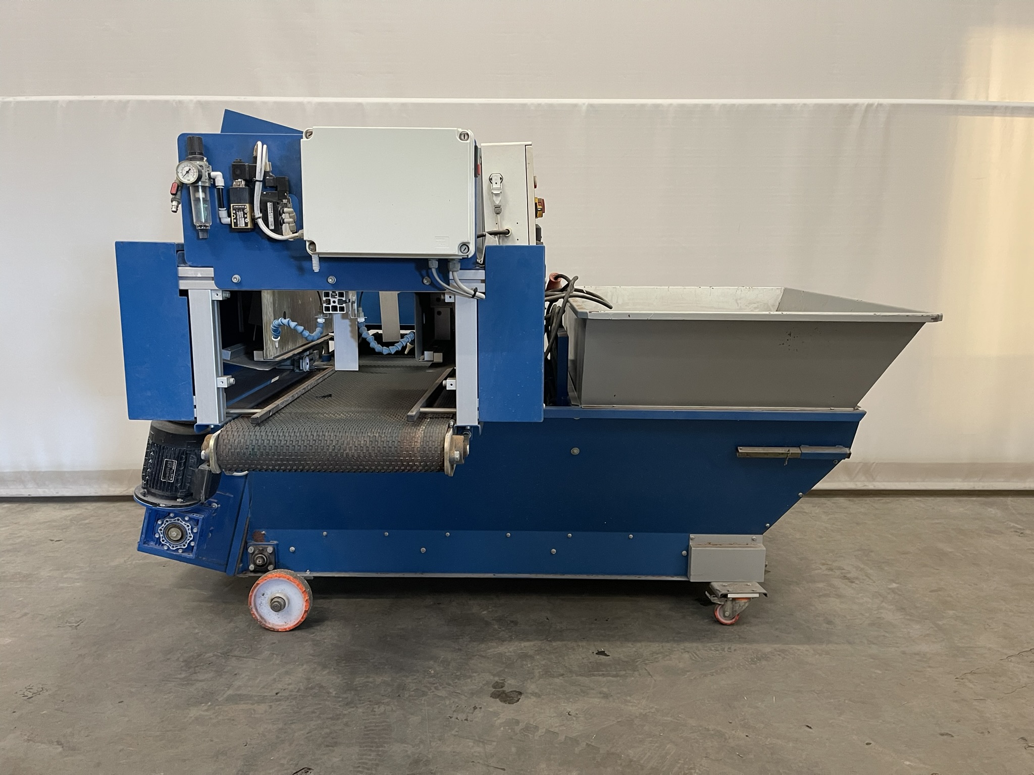 Visser trayvuller incl. aanvoerband