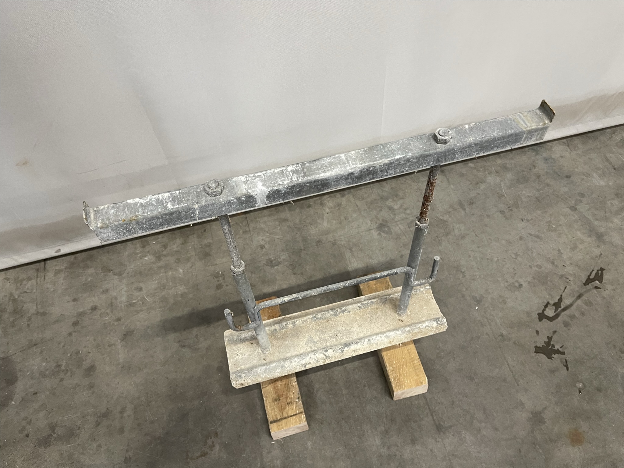 Cultivation gutter ground supports 555 mm