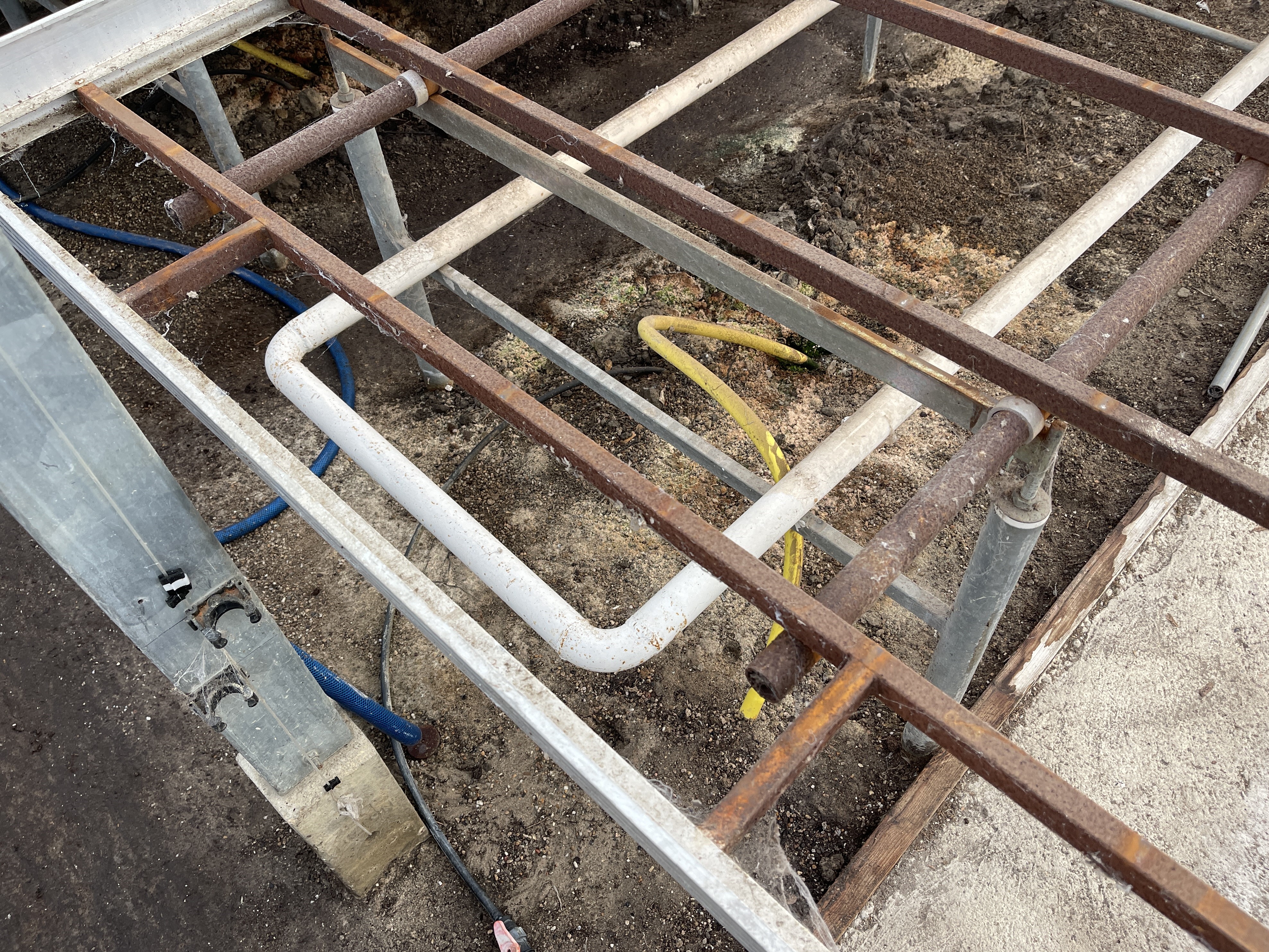 Roltafels met eb en vloed bodem