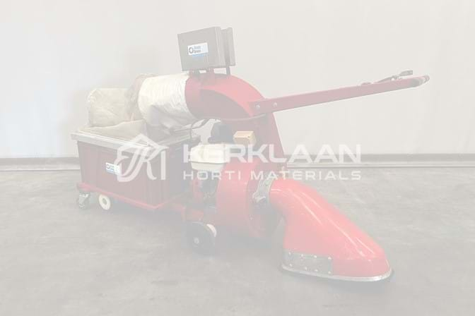 Leaf vacuum pipe rail trolley