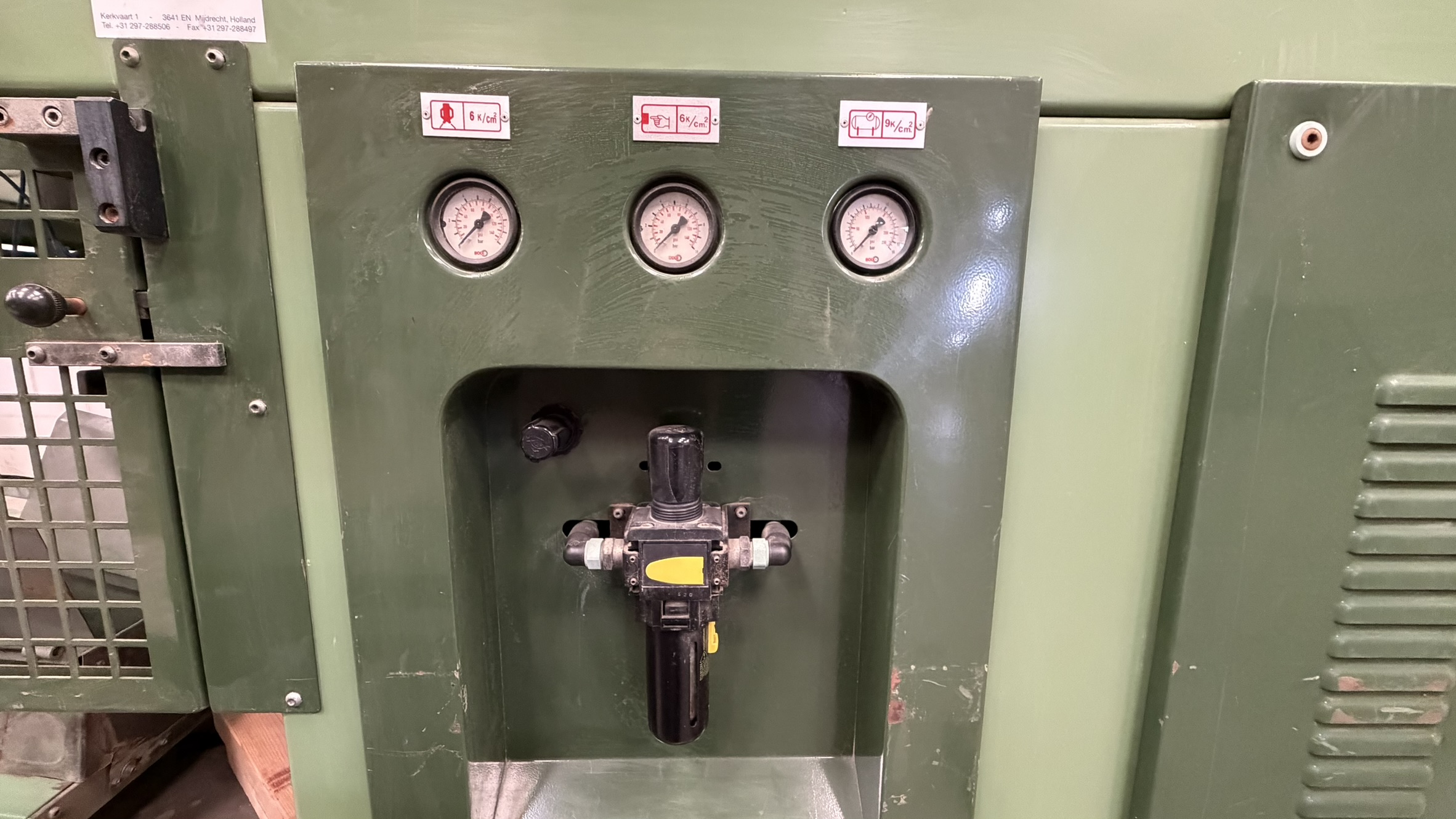 Boix dozenopzetmachine incl. stapel/uitvoer unit