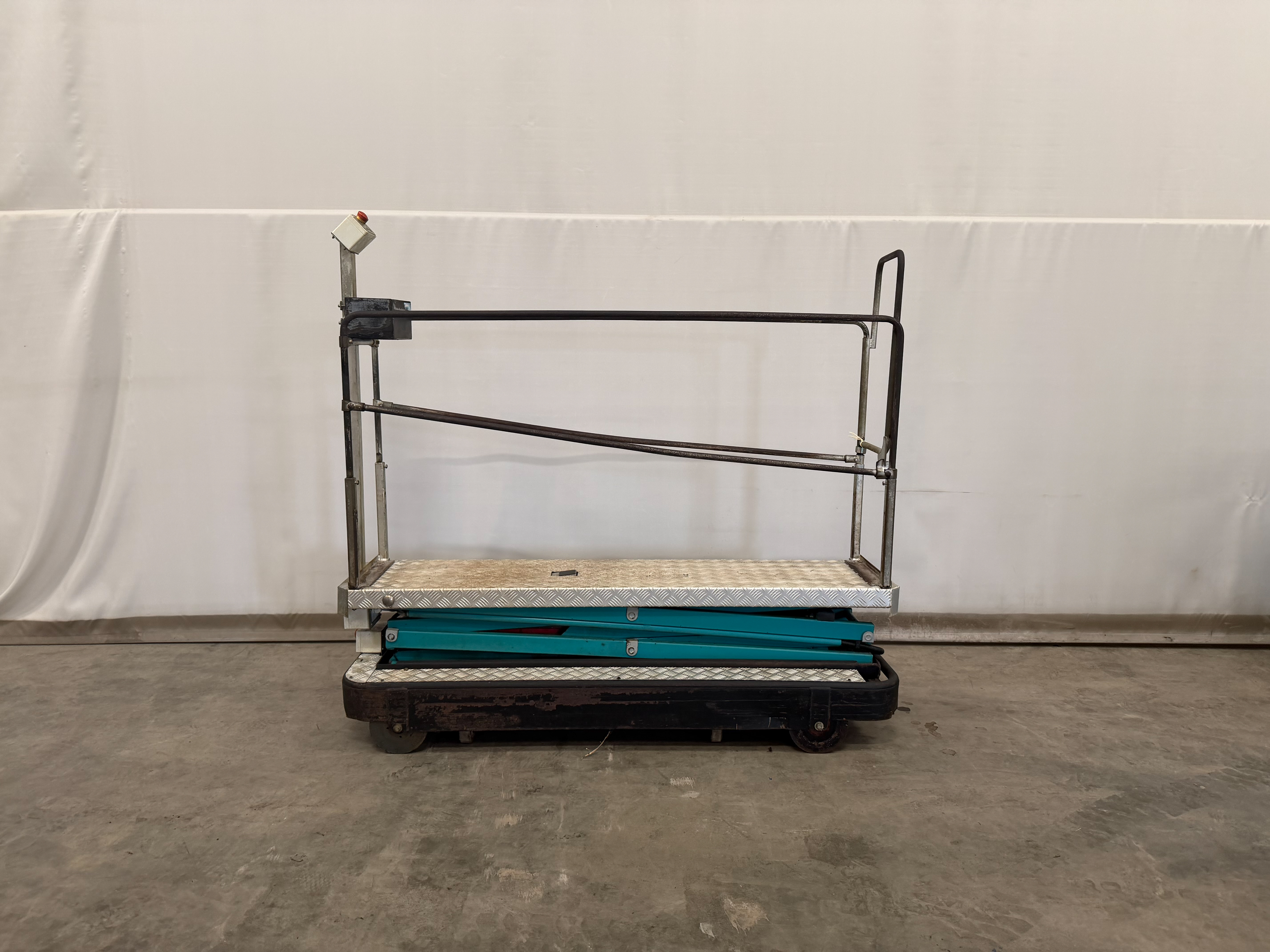 Berg buisrail hoogwerker