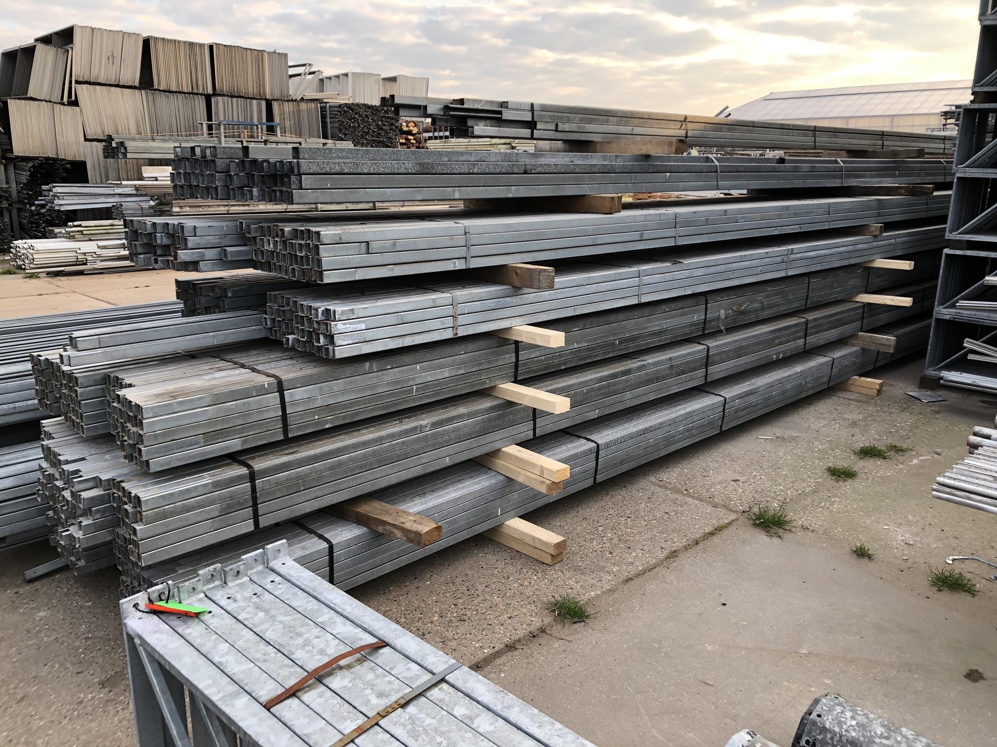 C-profile 35 x 35 mm