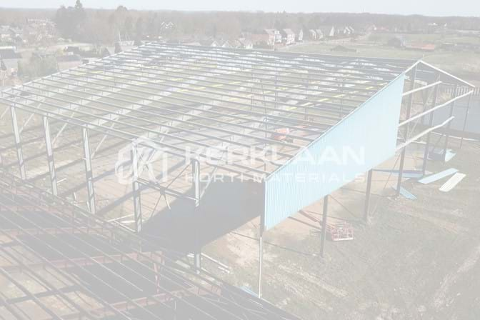 Steel construction / hangar 2008 m²