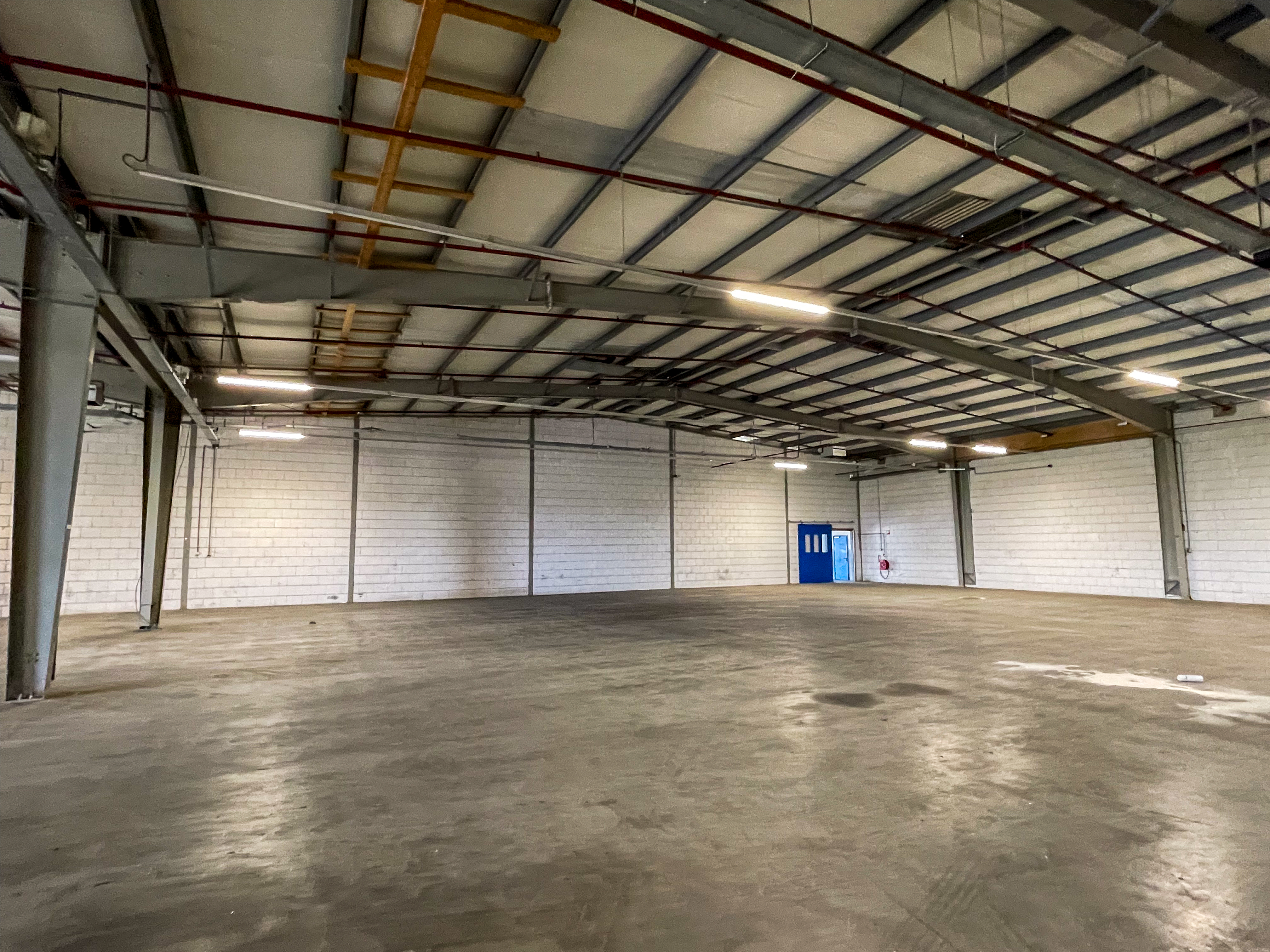 Business space 3.159 m²