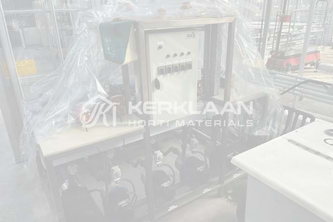 Complete turnkey test greenhouse 240 m²