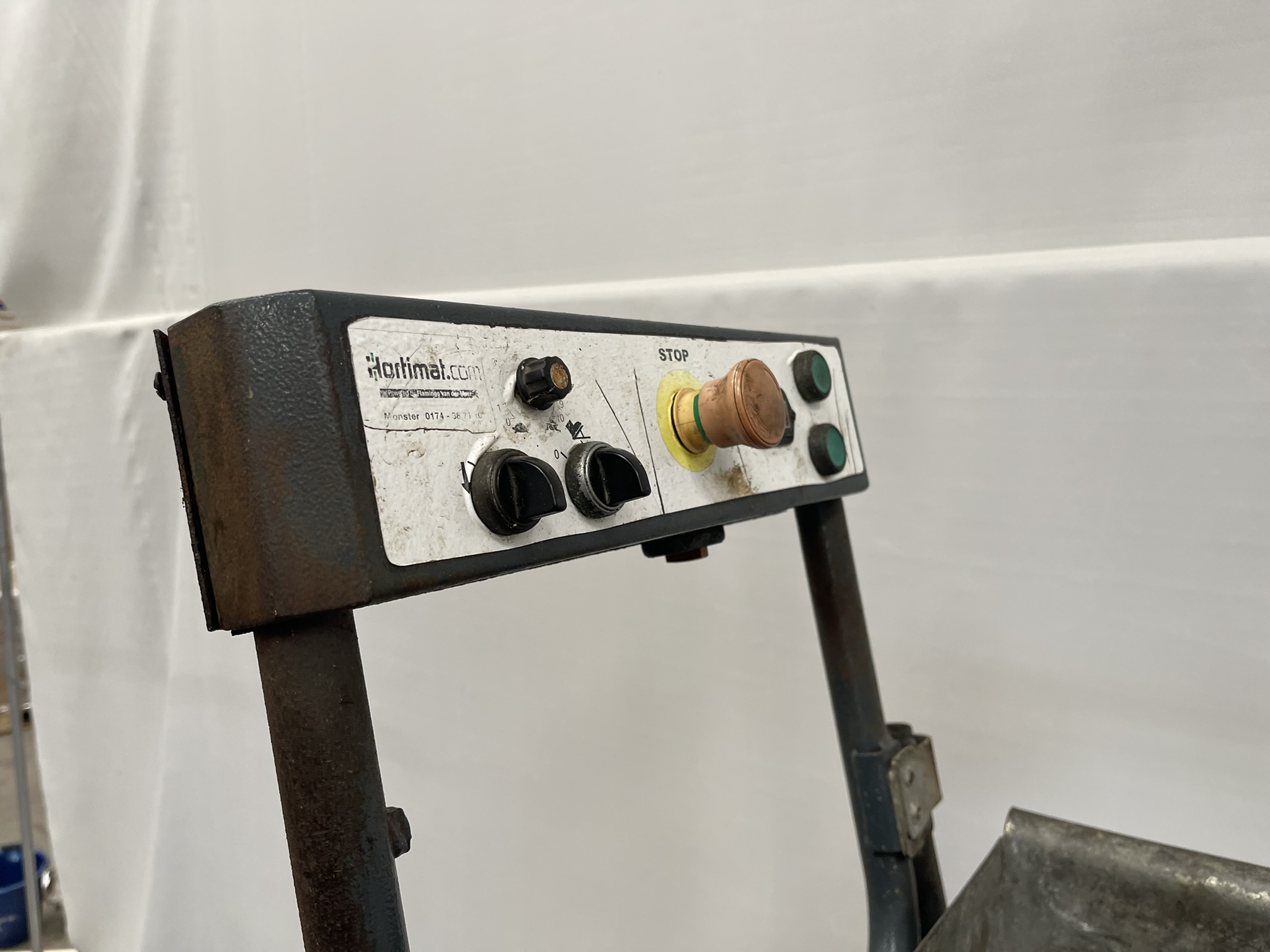 Pipe rail aerial workers