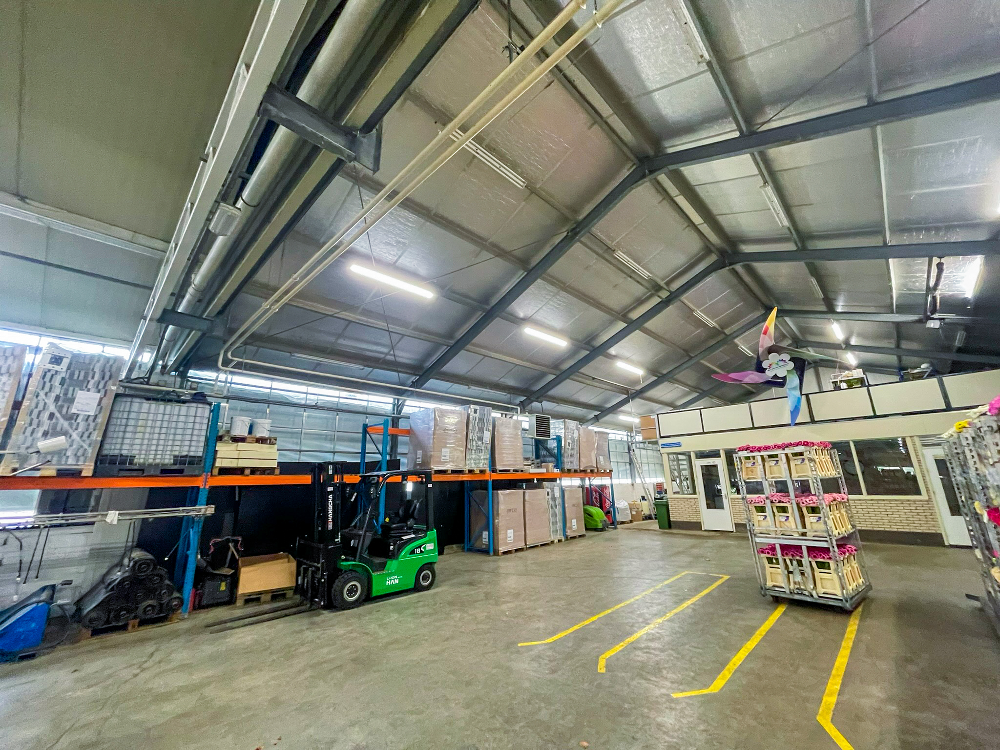 Bedrijsruimte 337 m²