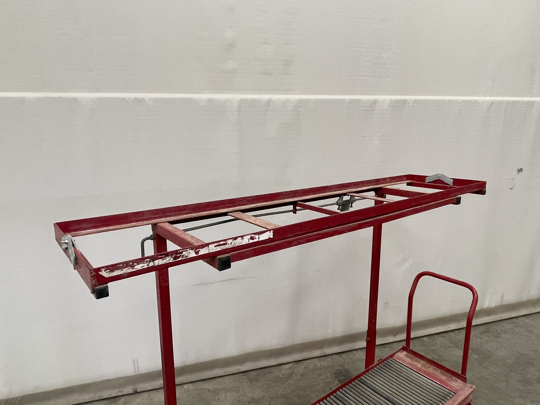 Connectable pipe rail harvesting trolleys