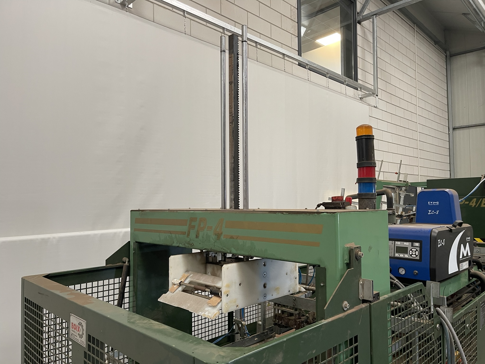 Boix dozenopzetmachine incl. stapel/uitvoer unit