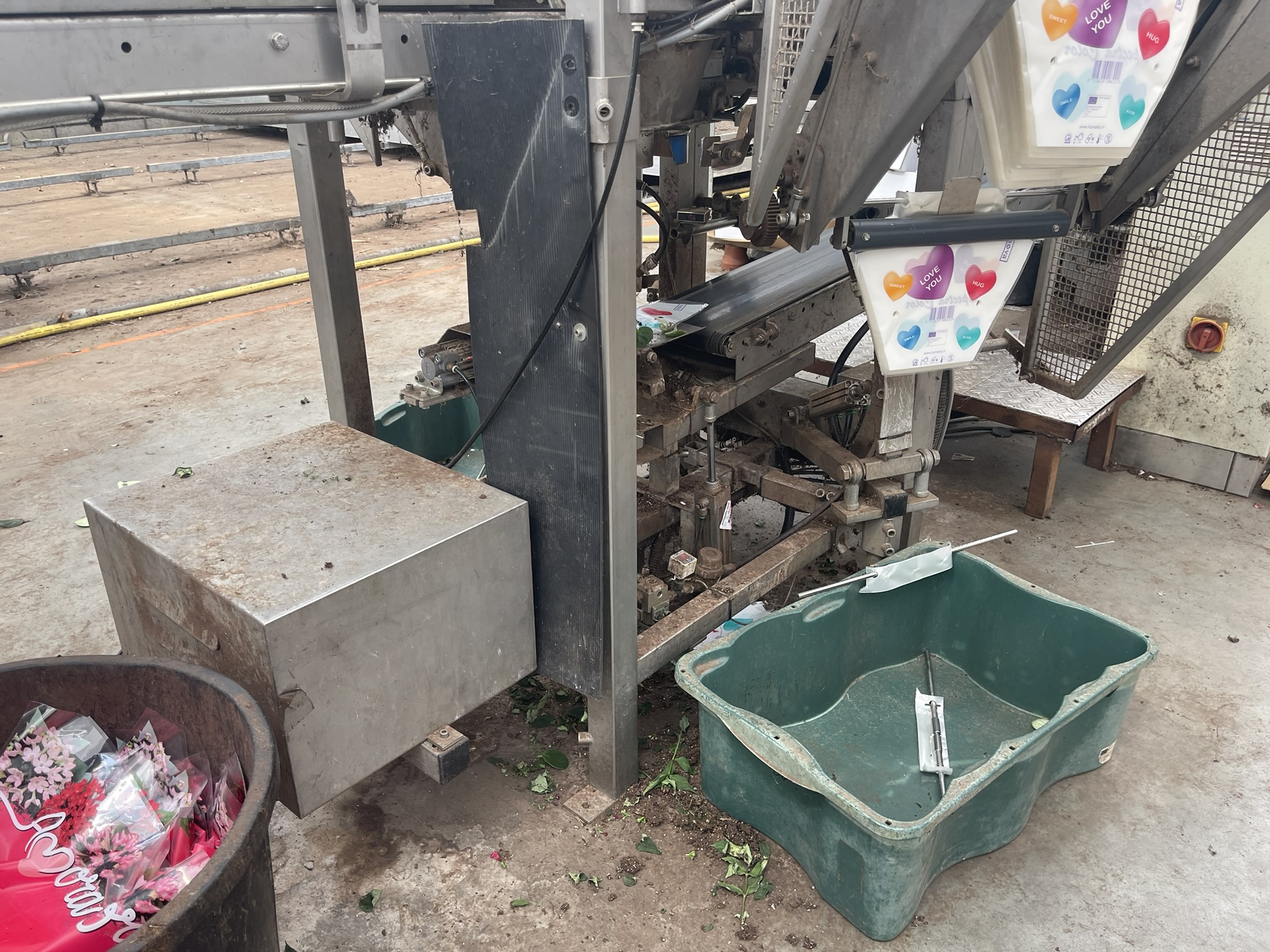 Createch cover machine