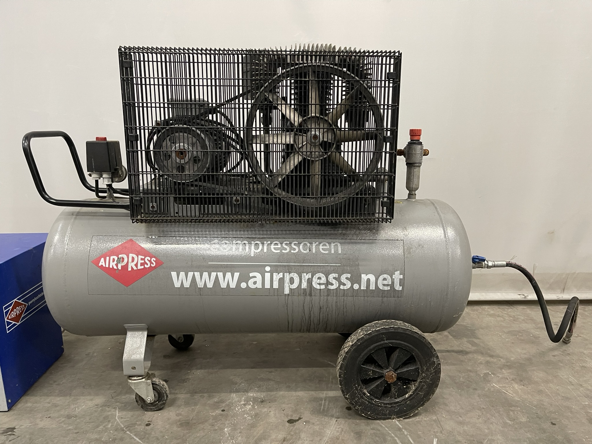 Airpress compressor