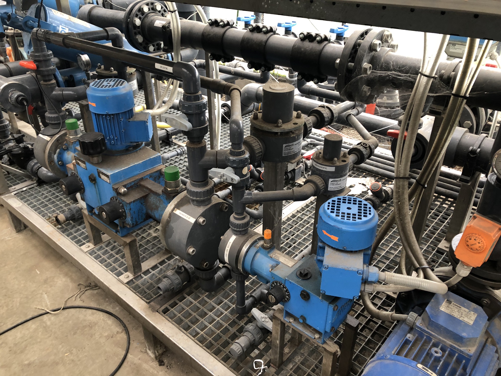 Dosifeed substrate unit