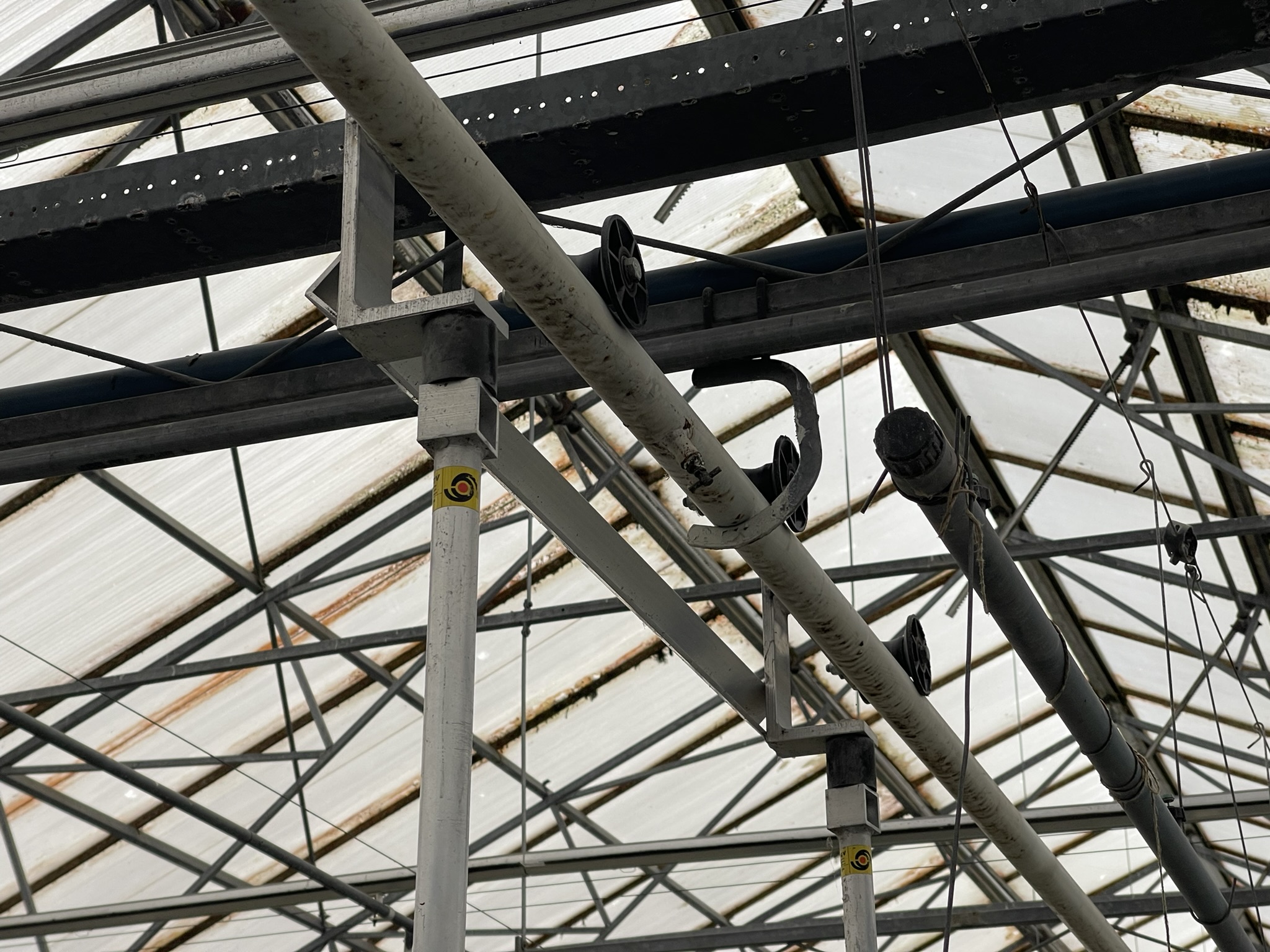 Over crop hanging trolleys 1900x900 mm